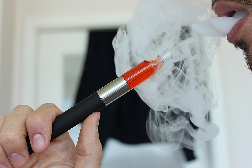Nuage de vapeur de cigarette electronique